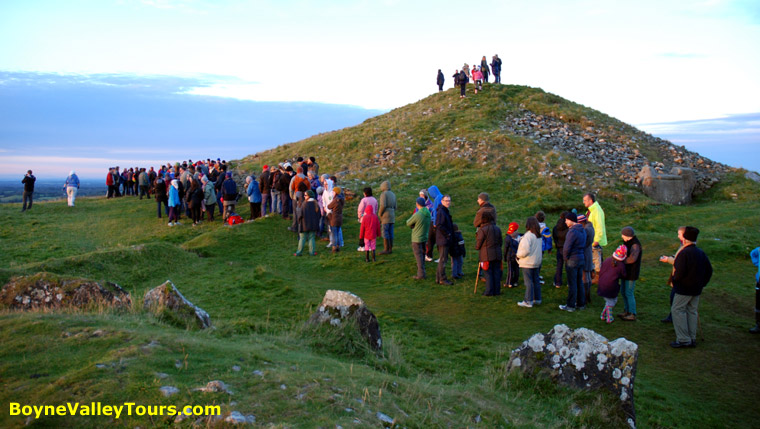 Glorious sunrise that illuminated the backstone inside the chamber of Cairn T.